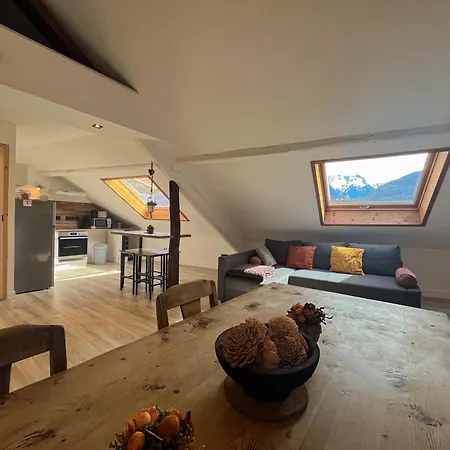 Cocon Sous Les Toits Appartement Albertville Buitenkant foto